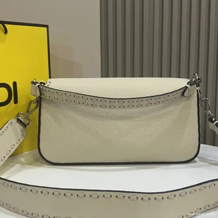 Affordable Romano Beige Bag Selleria Medium Baguette In Cuoio Fendi Leather 0630